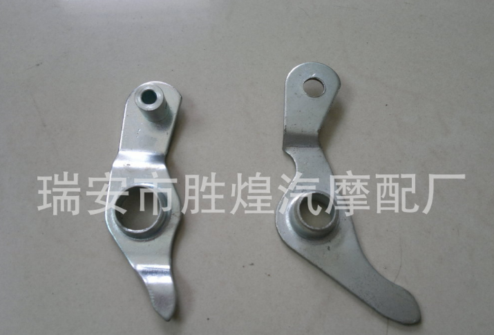 摩托車(chē)鏈條調(diào)節(jié)器 千斤 標(biāo)準(zhǔn)件沖 CG WY各