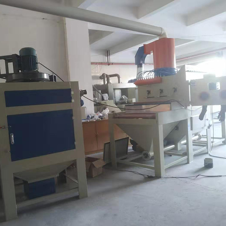 深圳鍵盤去毛刺噴砂機 輸送式全自動噴砂機