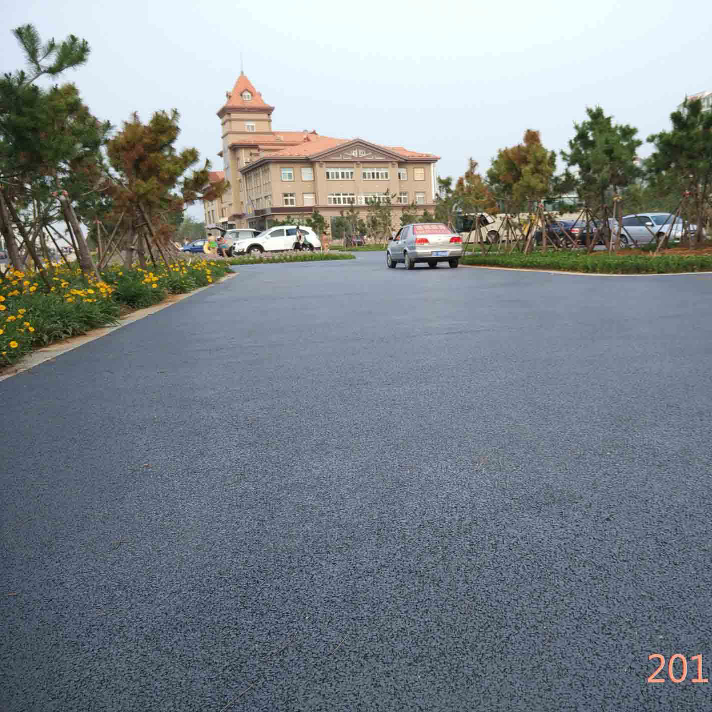 透水混凝土強(qiáng)化劑材料廠家報(bào)價(jià)*亨龍透水混凝土強(qiáng)化劑材料