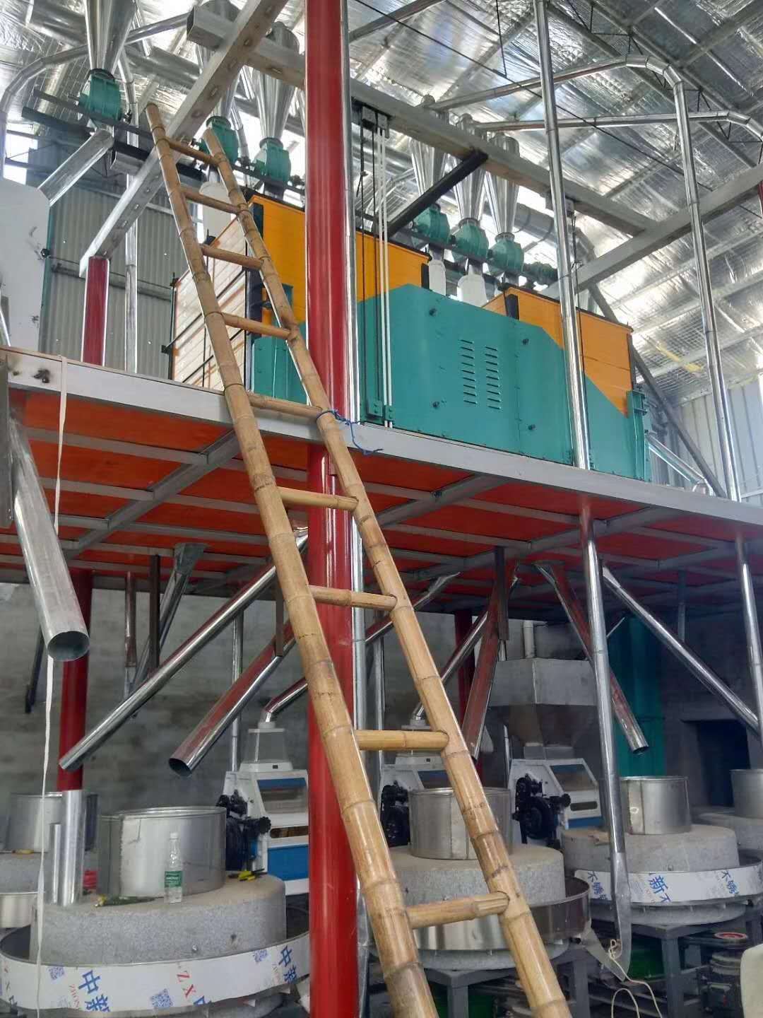 小型石磨面粉機(jī)廠家 小型石磨面粉機(jī)供應(yīng) 小型石磨面粉機(jī)批發(fā) 小型石磨面粉機(jī)生產(chǎn)線
