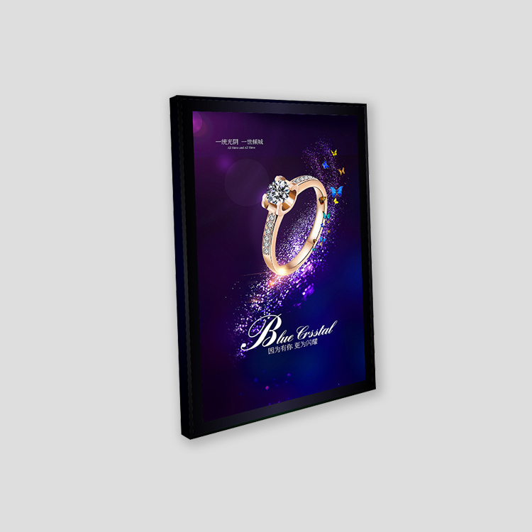 吊掛式直角超薄燈箱、發(fā)光海報夾、發(fā)光相框