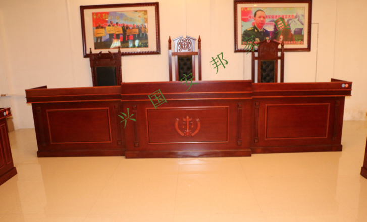 廠家現(xiàn)貨直銷 *中級(jí)法院*用實(shí)木皮法官臺(tái) 審判長臺(tái) 書記員臺(tái)