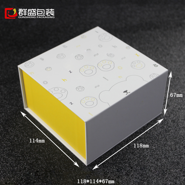 群盛包裝 19年生產(chǎn)經(jīng)驗(yàn) 專注訂做翻蓋*禮品盒 紙盒 紙質(zhì)書形盒