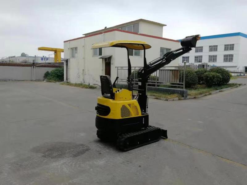 全新小型挖掘機 工程道路維修微型挖土機 多功能迷你小勾機
