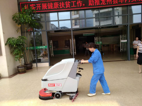 *保潔用性能好的河池自動洗地機款式