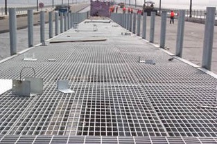 格柵板、鍍鋅鋼跳板、鋼格柵、平臺(tái)格柵板