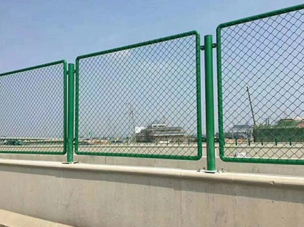 小區(qū)護(hù)欄網(wǎng)哪家好  小區(qū)護(hù)欄網(wǎng)廠家直銷 小區(qū)護(hù)欄網(wǎng)供應(yīng)商