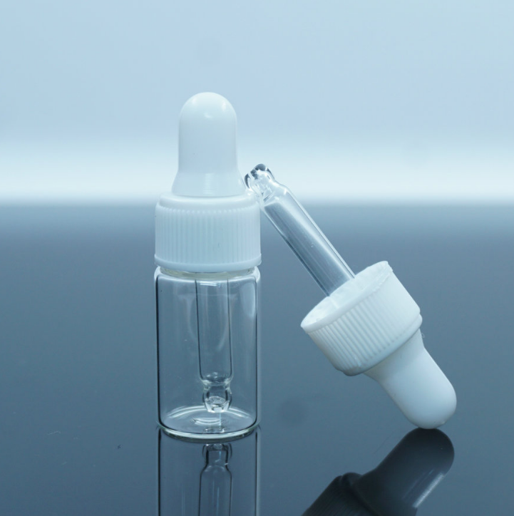 現(xiàn)貨供應試用裝小玻璃瓶 3ml棕色螺口精油分裝滴管瓶 香水瓶整套 深圳分裝滴管瓶