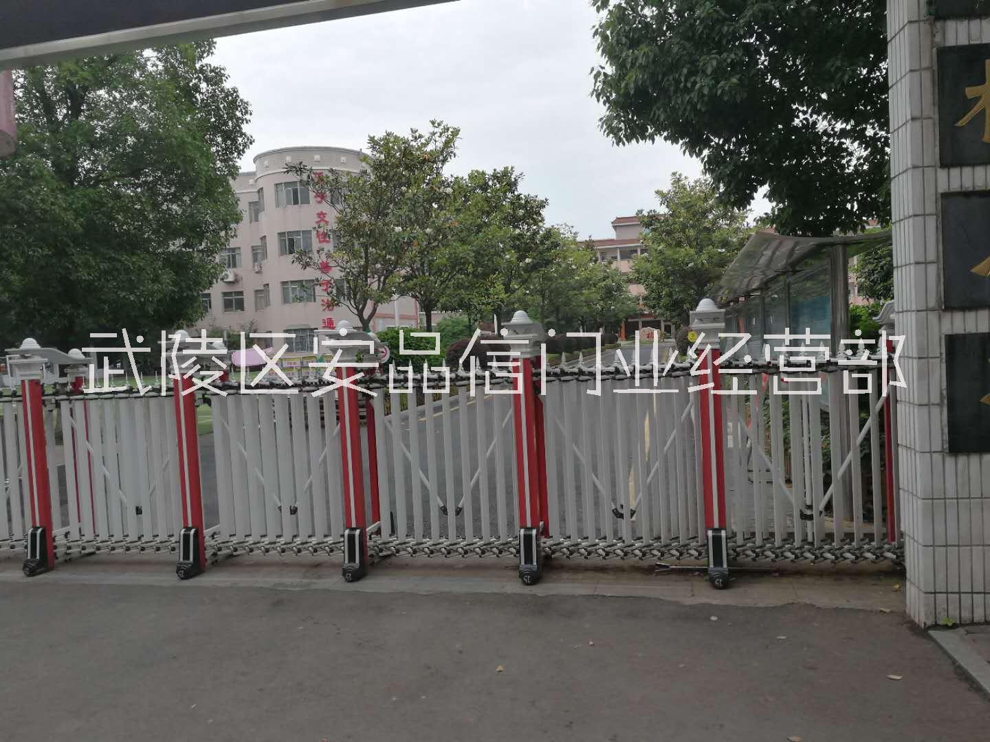 長沙電動伸縮門/電動門系列產(chǎn)品/輪子遙控電機銷售安裝維修 飛鷹電動伸縮門