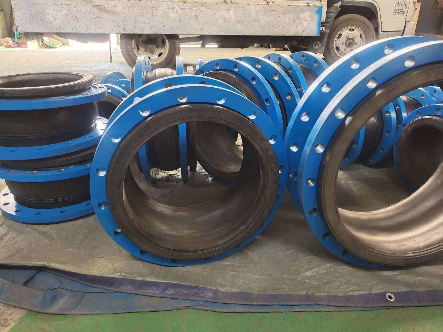 供應(yīng)昆明三元乙丙橡膠軟接頭，熱力管道用耐高溫橡膠軟連接報(bào)價(jià)  三元乙丙橡膠軟接頭