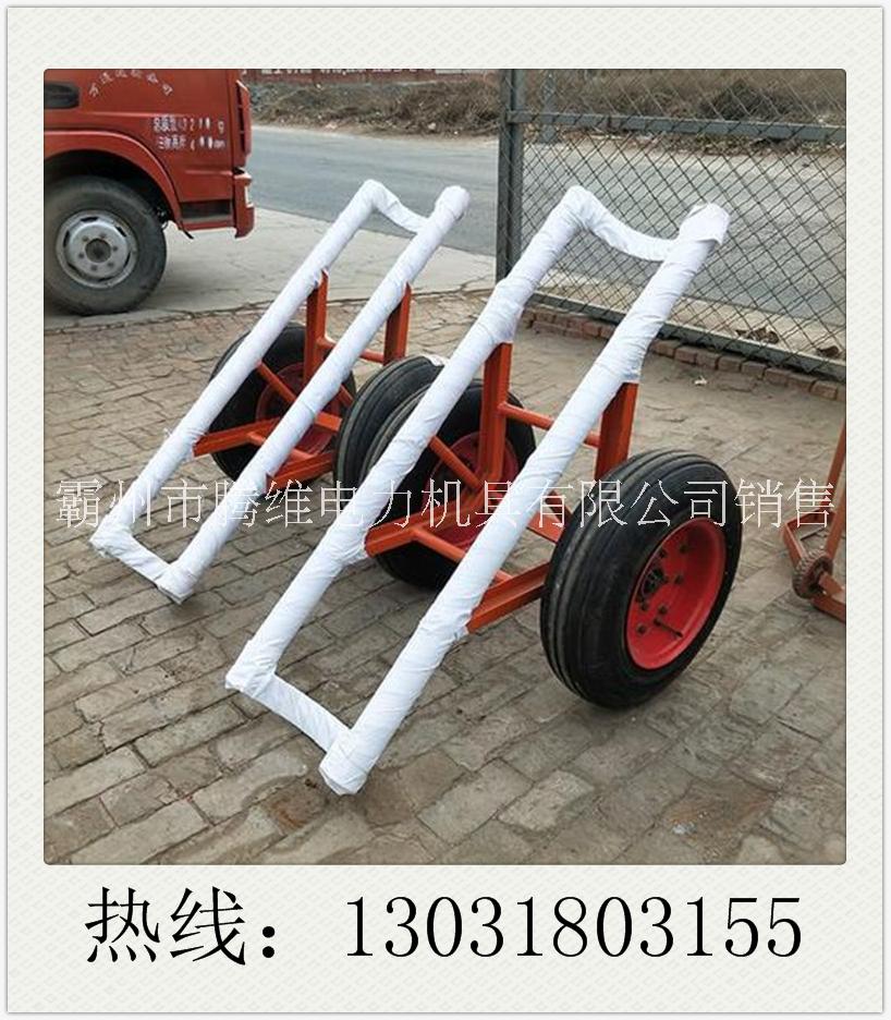 山東銷售 優(yōu)質(zhì) 運電線桿車 12米運桿炮車 單桿運桿車廠家