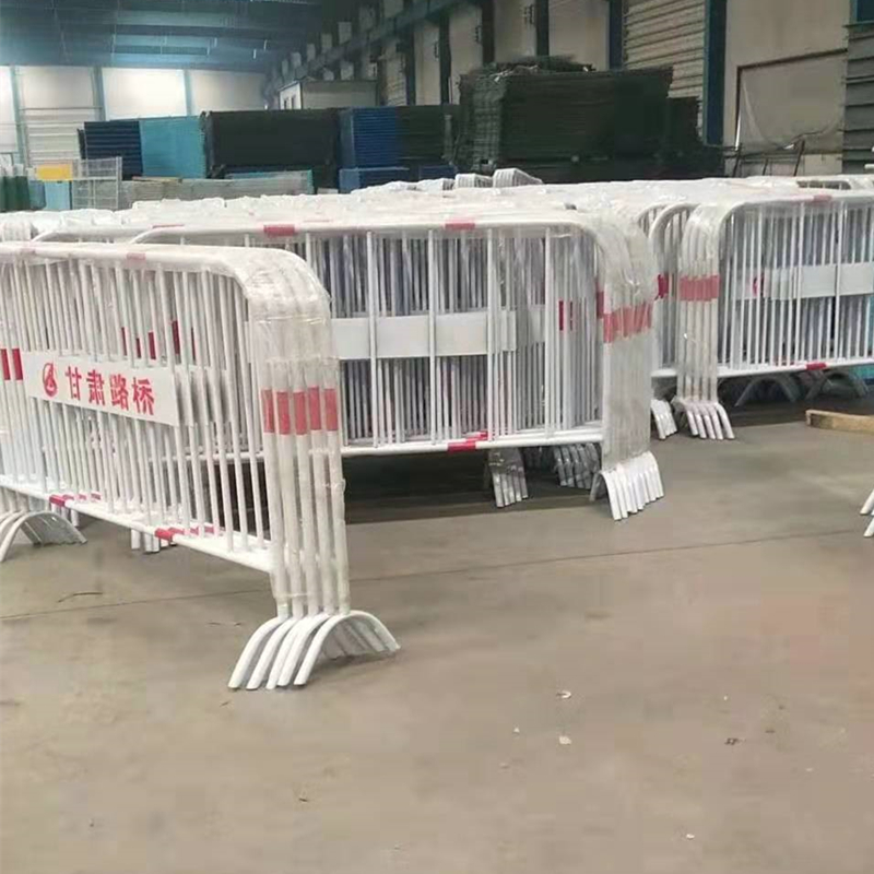 鐵馬移動(dòng)護(hù)欄市政道路活動(dòng)臨時(shí)圍擋