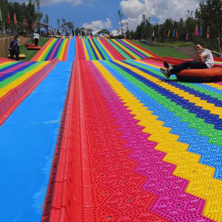 七彩滑道生產(chǎn)廠家無(wú)中間商差價(jià)一件