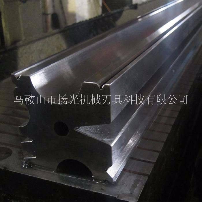 折彎機(jī)模具 馬鞍山折彎機(jī)模具 門框折彎機(jī)模具 不銹鋼折彎機(jī)模廠家