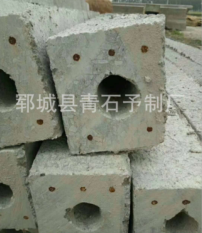 水泥檁條立柱多少錢 水泥檁條立柱廠家報(bào)價(jià)
