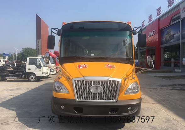 國六牡丹47座校車  牡丹MD6801X6型47座幼兒園*校車