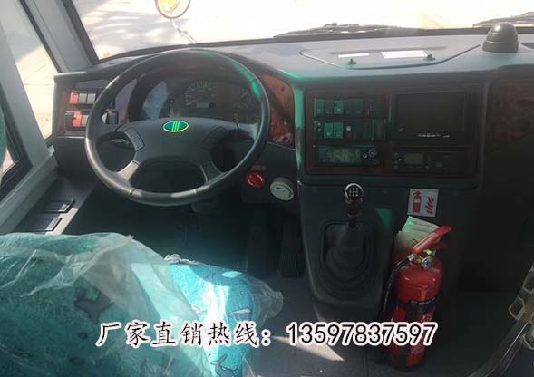 國六牡丹47座校車  牡丹MD6801X6型47座幼兒園*校車