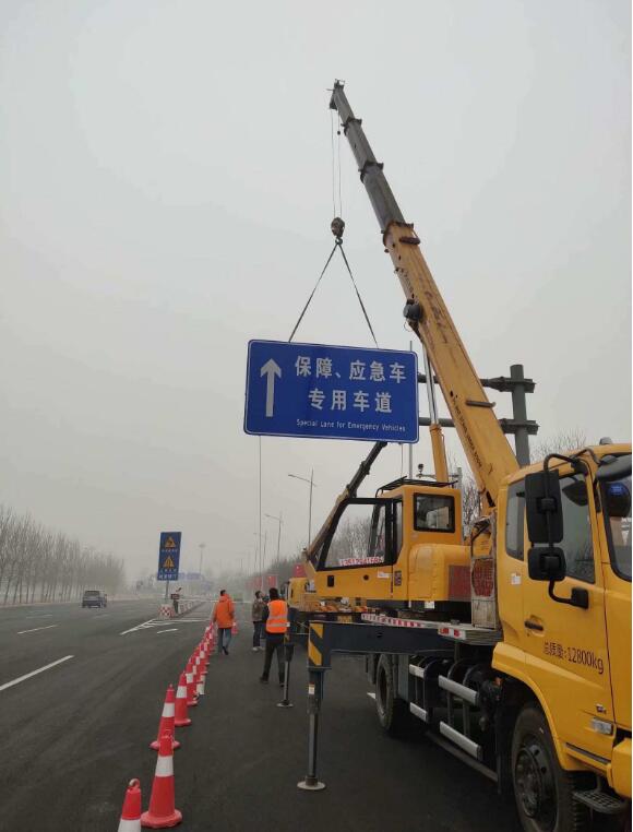 天津交通標(biāo)牌 警示標(biāo)牌 圓形標(biāo)識(shí)牌 交通標(biāo)牌指示牌