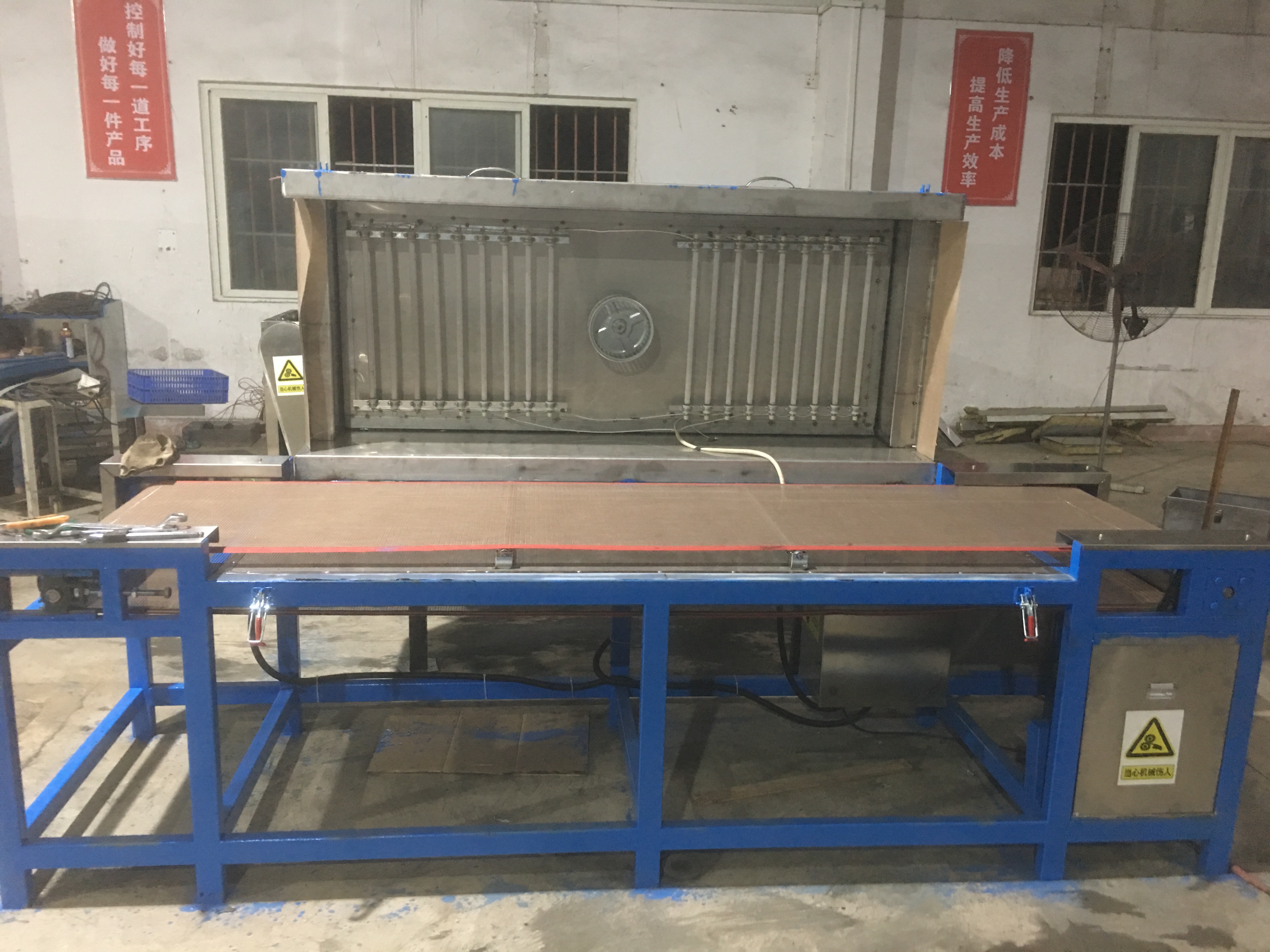 工業(yè)用遂道式電加熱電烤爐不銹鋼電加熱脫水設備佛山廠家定按需定制