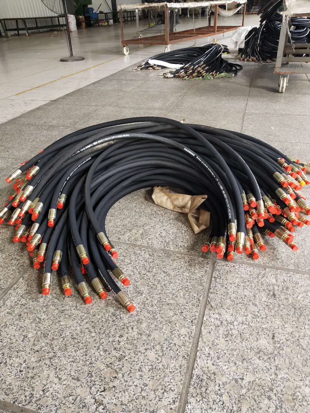 廠家定制高壓膠管 一層鋼絲膠管