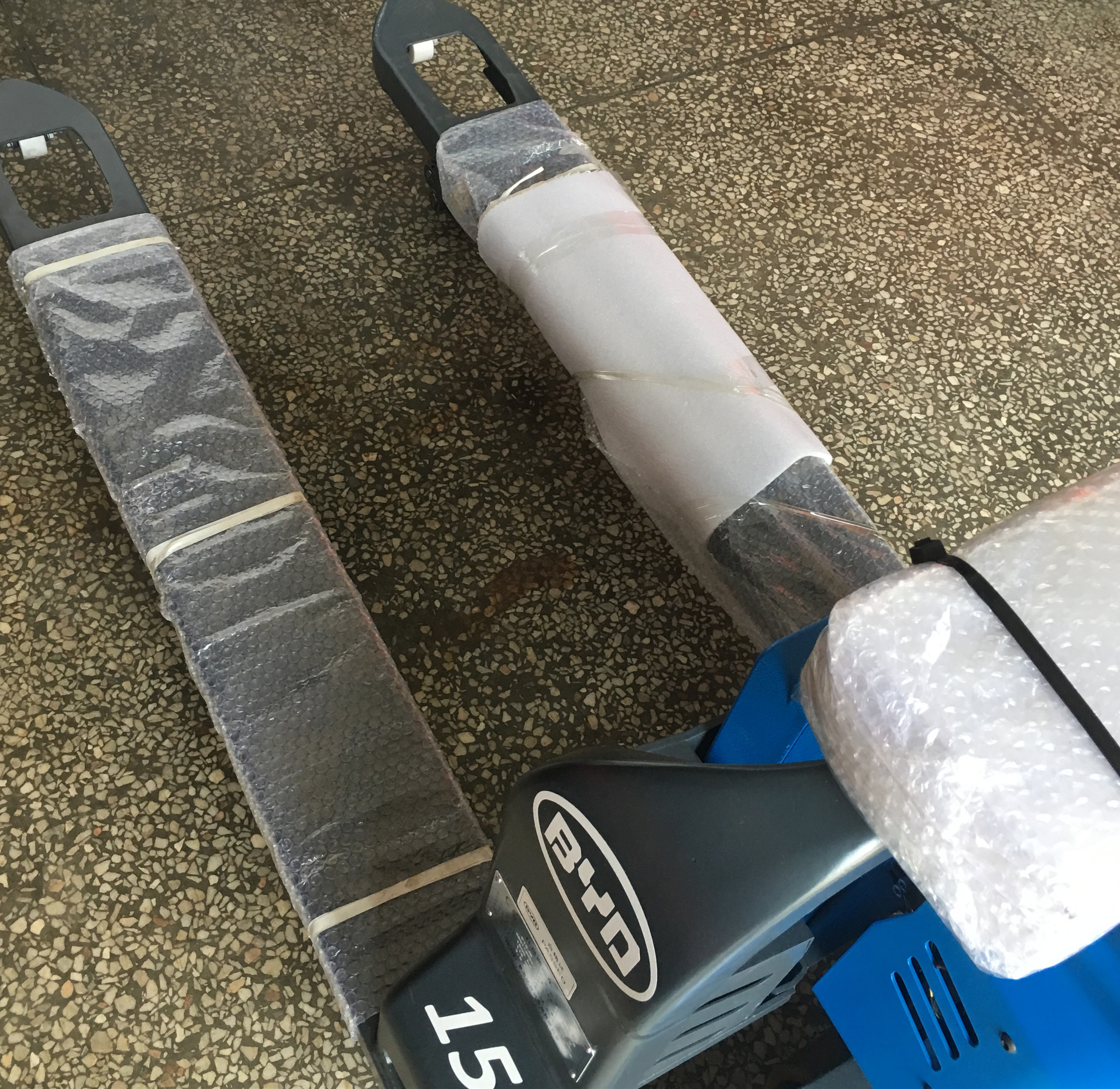 【比亞迪品牌】藍(lán)蟻電動(dòng)搬運(yùn)車 新能源叉車-廣州市增城能行電動(dòng)叉車經(jīng)營部 步行式托盤車