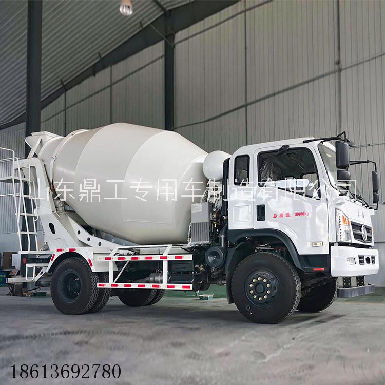 全封閉攪拌車半自動(dòng)混凝土攪拌的廠家