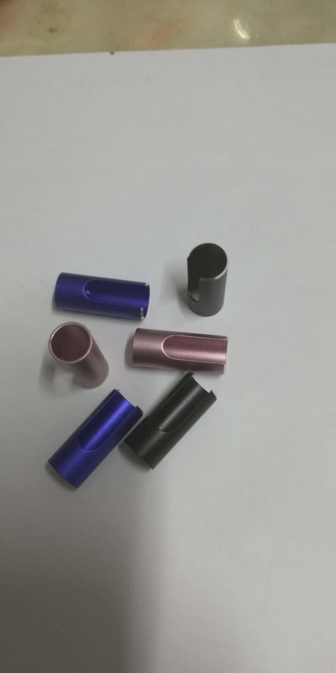 廣東數(shù)據(jù)線彎頭鋁合金外殼加工定制、批發(fā)、廠家直銷【深圳市眾力源鋁制品有限公司】