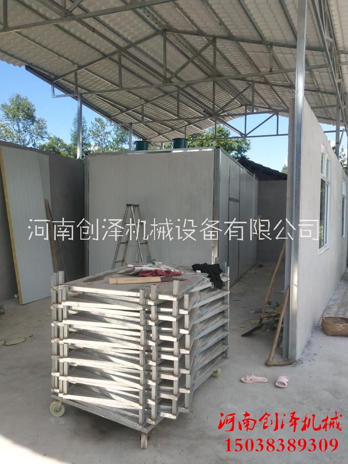 銷售各種型號(hào)烘干房，電加熱烘干房，真空烘干機(jī)，食品烘干機(jī)