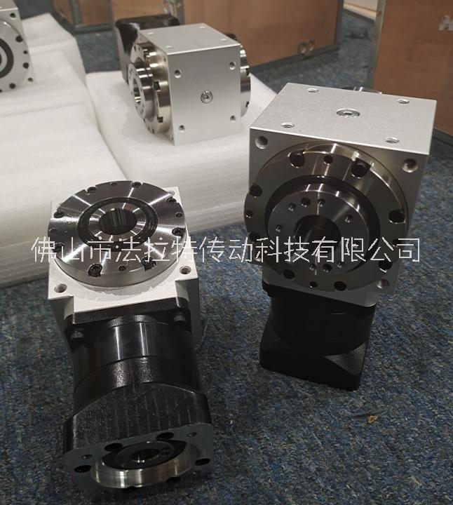 中空軸直角減速機