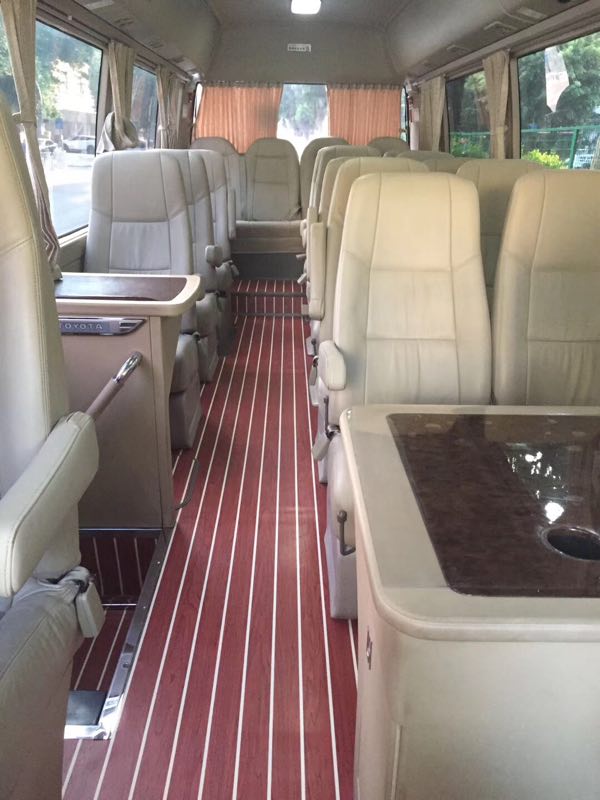 廣州租車17座全順小車出租電話 17座全順小車出租哪家優(yōu)惠 廣州租車17座全順小車出租 廣州荔灣租車，廣州荔灣包車，