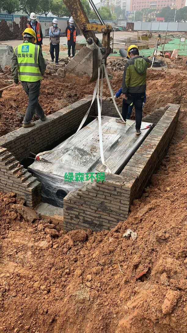 地埋式隔油池不銹鋼地面式隔油池省空間、易維護(hù)，省心