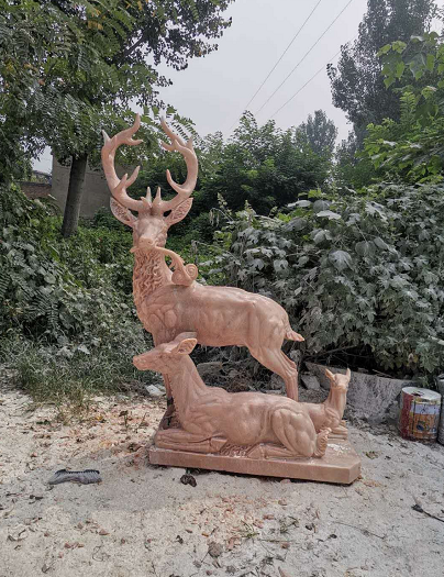 石雕鹿價(jià)格 石雕鹿供應(yīng)商