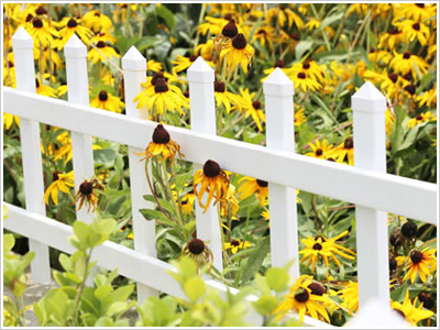 pvc護(hù)欄、草坪護(hù)欄，花壇圍欄