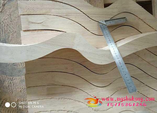 數(shù)控帶鋸機(jī) 山東華洲木工數(shù)控帶鋸機(jī)  家具下料開料 全自動(dòng)數(shù)控省時(shí)省料 可定制 數(shù)控帶鋸機(jī) 木工數(shù)控帶鋸機(jī)