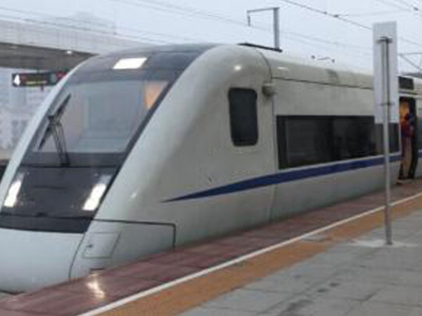 東莞鳳崗到深圳港拖車報關(guān)，代理報關(guān)，買單報關(guān)