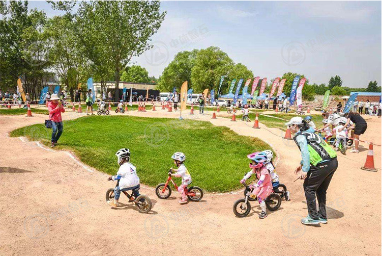 滑步車 兒童滑步車場地建設(shè) 兒童滑步車跑道搭建
