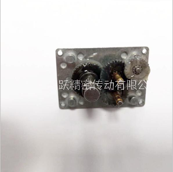 廣東5840渦輪蝸桿單出軸減速箱廠家供應(yīng)、批發(fā)、價(jià)錢【深圳市鴻躍精密傳動(dòng)有限公司】