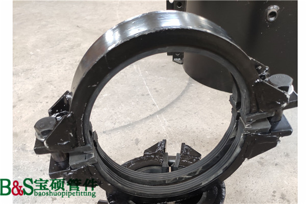 混泥土水泥管*哈夫節(jié)抱箍卡子