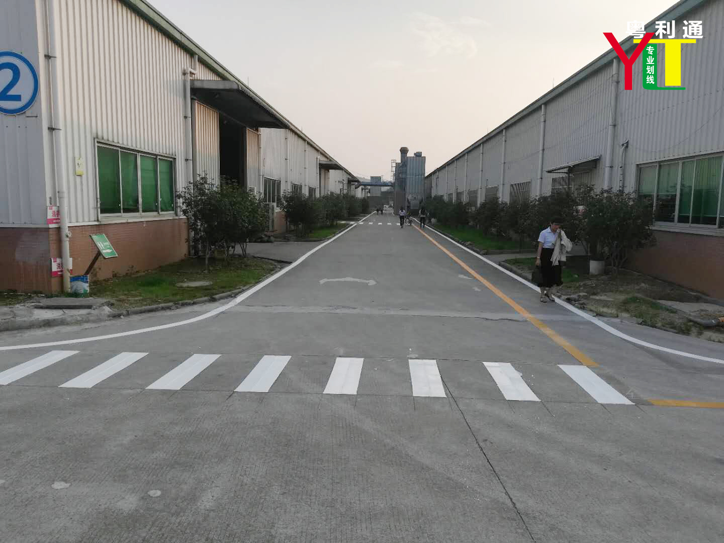 佛山消防網(wǎng)格線，道路標(biāo)線，廠房地面劃線，停車場劃線