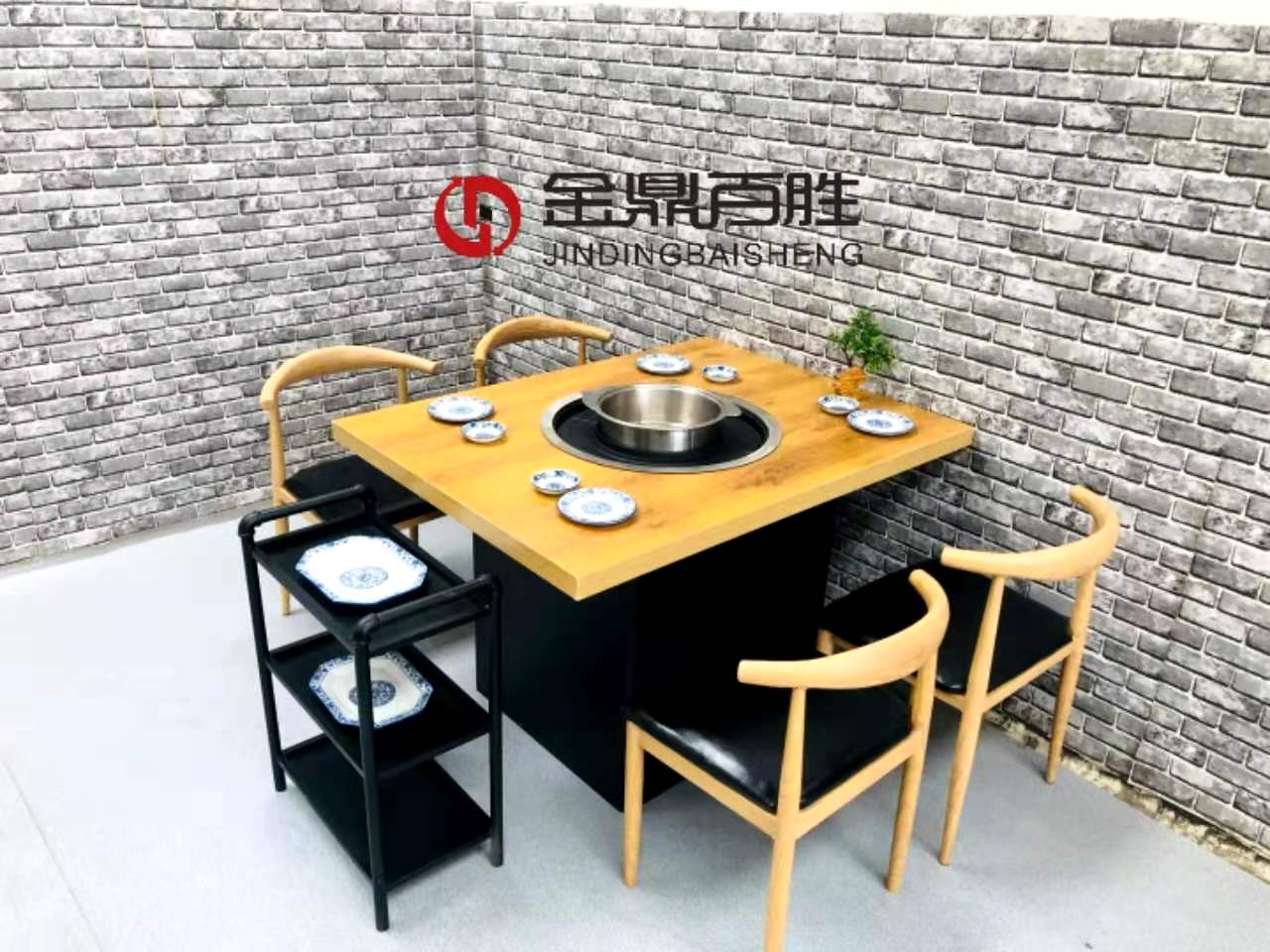 瀘州品的網(wǎng)紅無煙涮烤一體特色商用韓式涮烤一體桌廠家直銷可批發(fā) 涮烤一體桌，特色商用