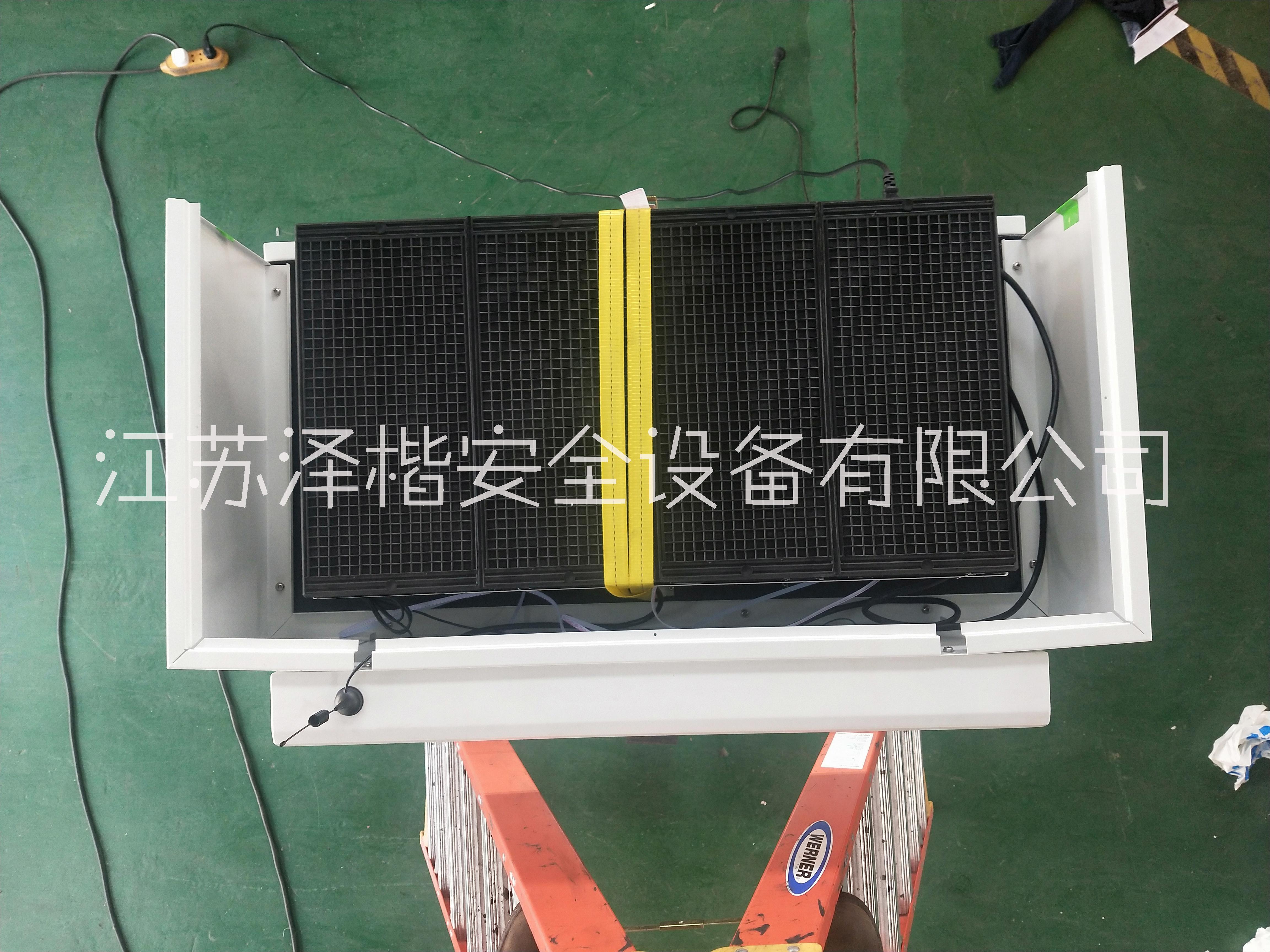 無(wú)錫無(wú)管道通風(fēng)柜，智能7寸液晶控制屏一體化過(guò)濾系統(tǒng)價(jià)格