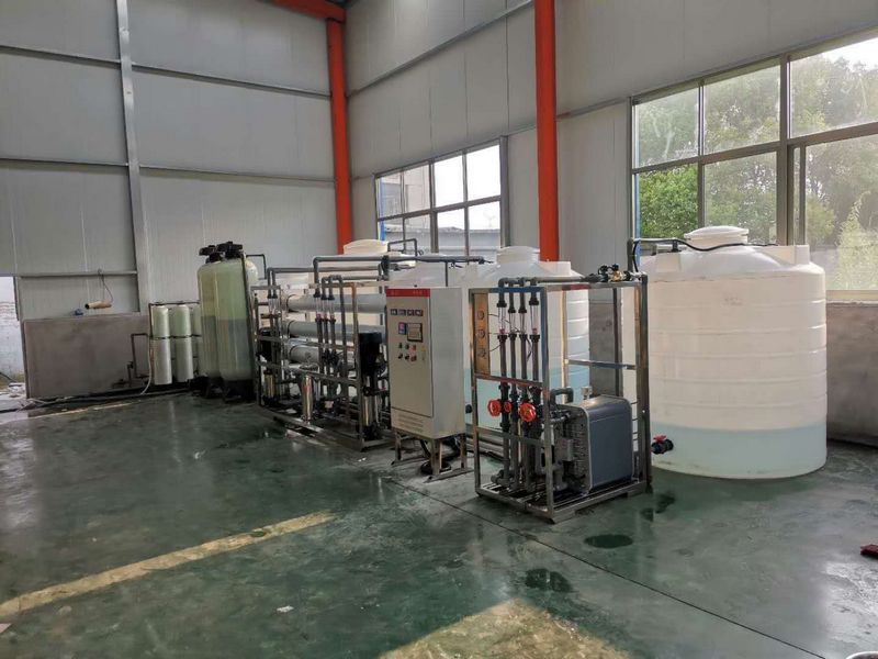 浙江超純水設(shè)備/鍍膜玻璃用超純水/超純水機(jī)/超純水設(shè)備保養(yǎng)