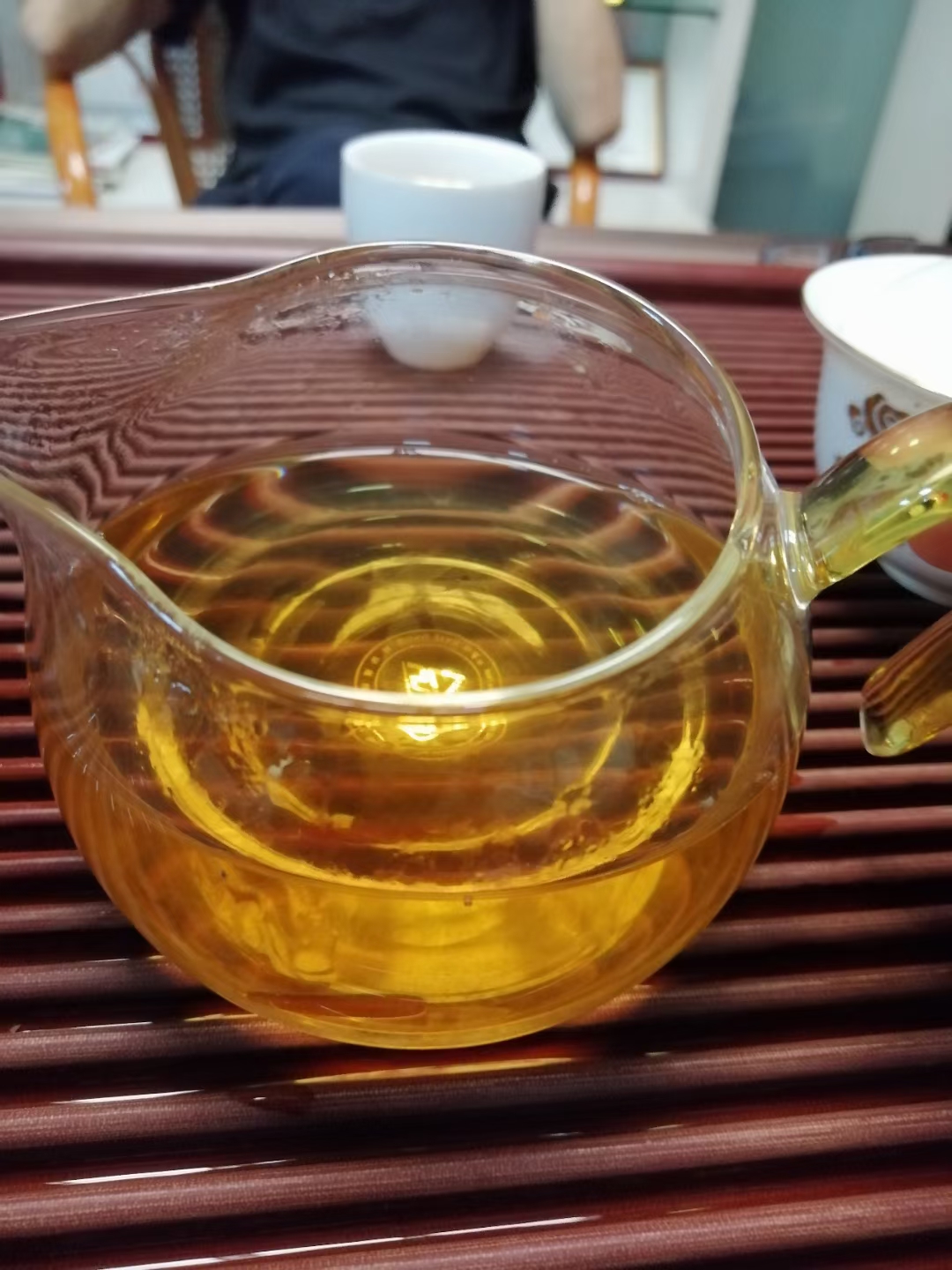 云南七子餅茶一口料普洱老茶價(jià)格