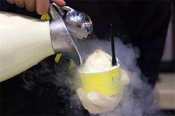 東莞橫瀝學(xué)做冒煙冰淇淋制作技術(shù)