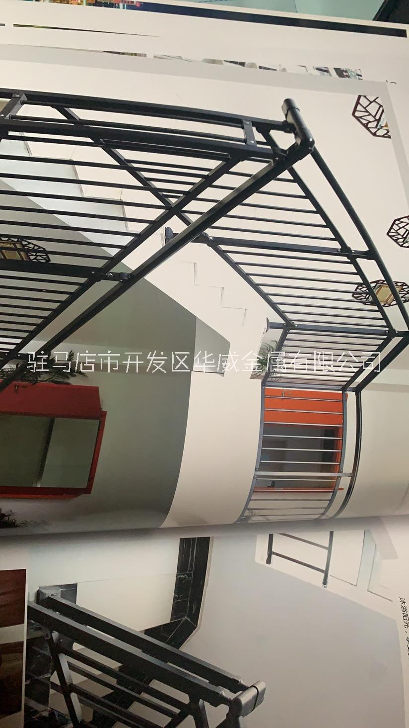 河南-廠家供應(yīng)小區(qū)樓梯扶手有鋅鋼和鋁藝兩種