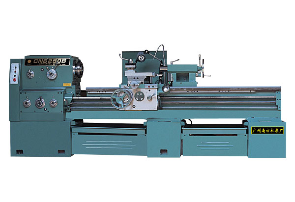 南方普通車床C6132D/750 南方普通車床 深圳南方車床銷售