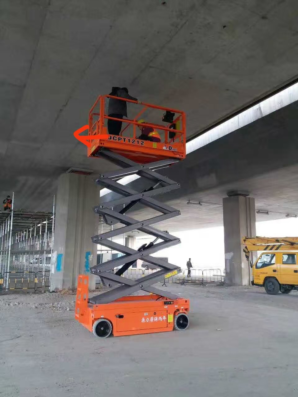 貴陽路燈車曲臂車出租