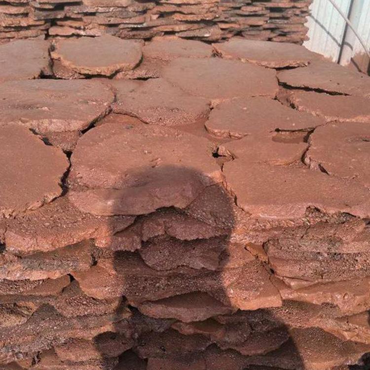 大量銷售紅色火山巖   云南紅色火山巖供應(yīng)商