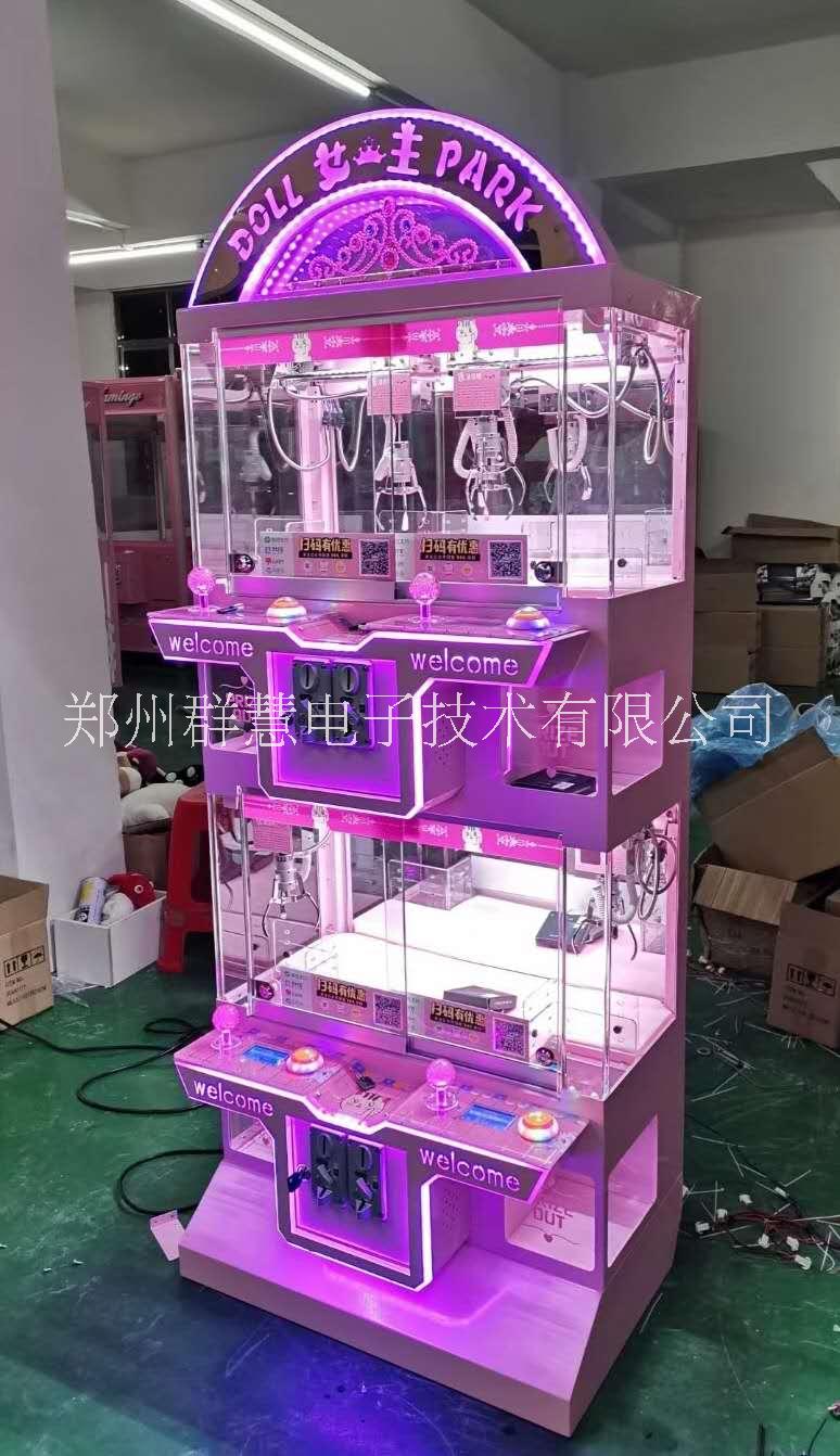 透明款抓娃娃機