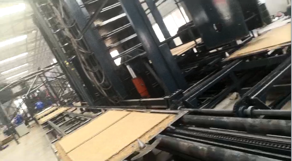 模壓設備廠家報價  模壓設備批發(fā)價格